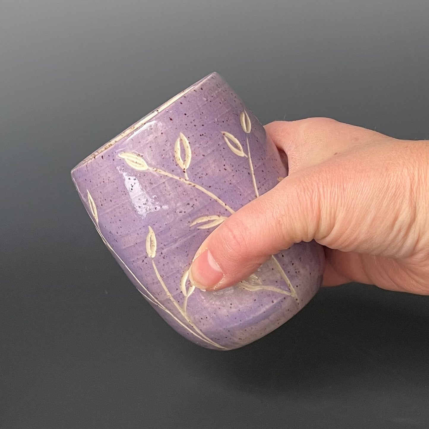 Purple Leaf Carved Thumb Tumbler