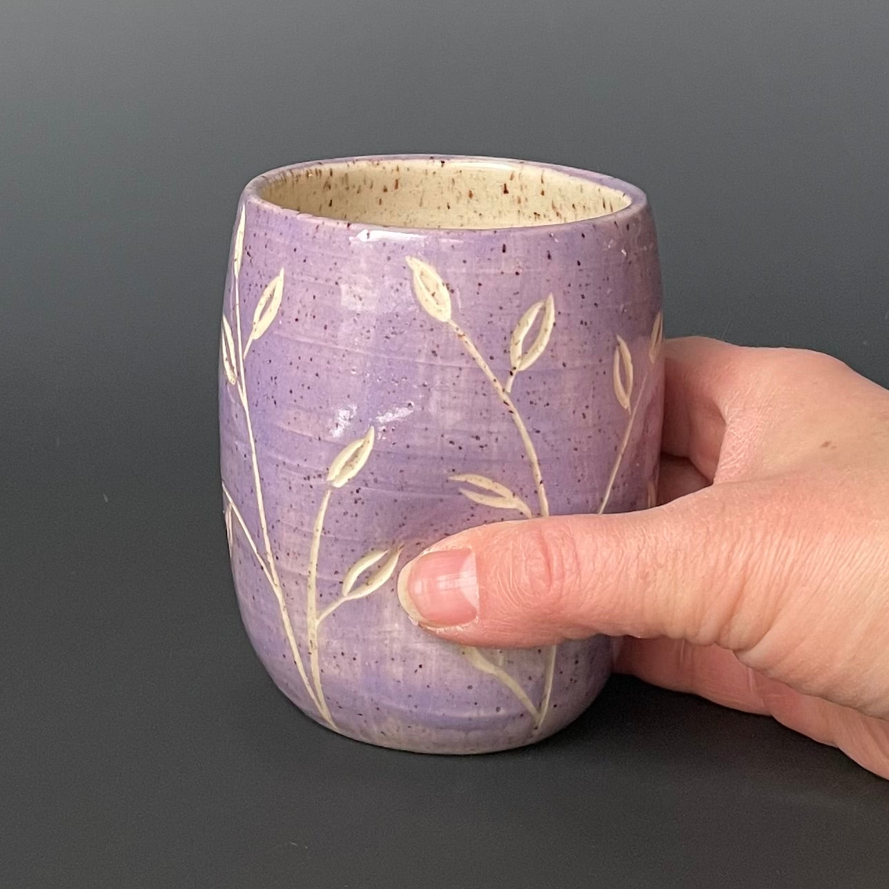 Purple Leaf Carved Thumb Tumbler